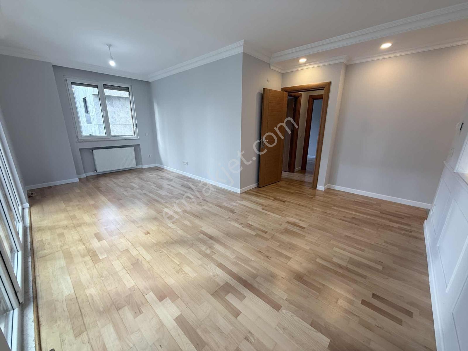 Suadiye'de Satılık 2+1 Boş Daire - 90m² -2 Balkonlu - Otoparklı — fotoğraf 24