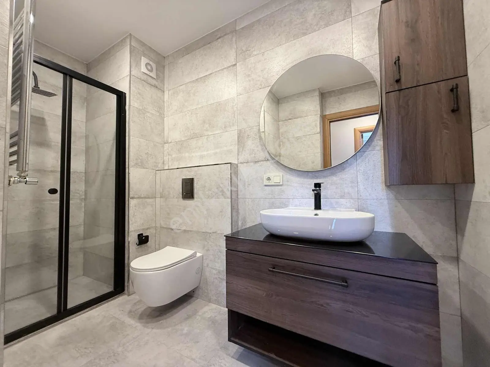 Suadiye'de Satılık 2+1 Boş Daire - 90m² -2 Balkonlu - Otoparklı — fotoğraf 32