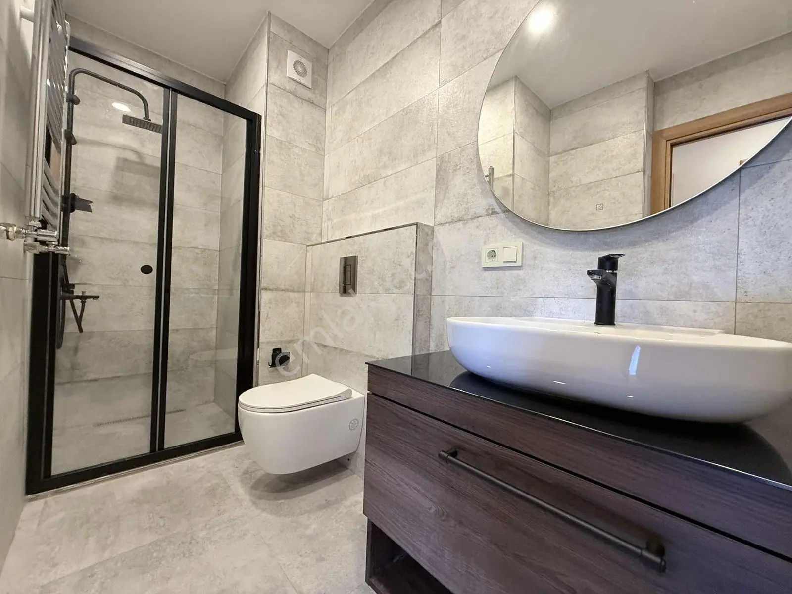 Suadiye'de Satılık 2+1 Boş Daire - 90m² -2 Balkonlu - Otoparklı — fotoğraf 34