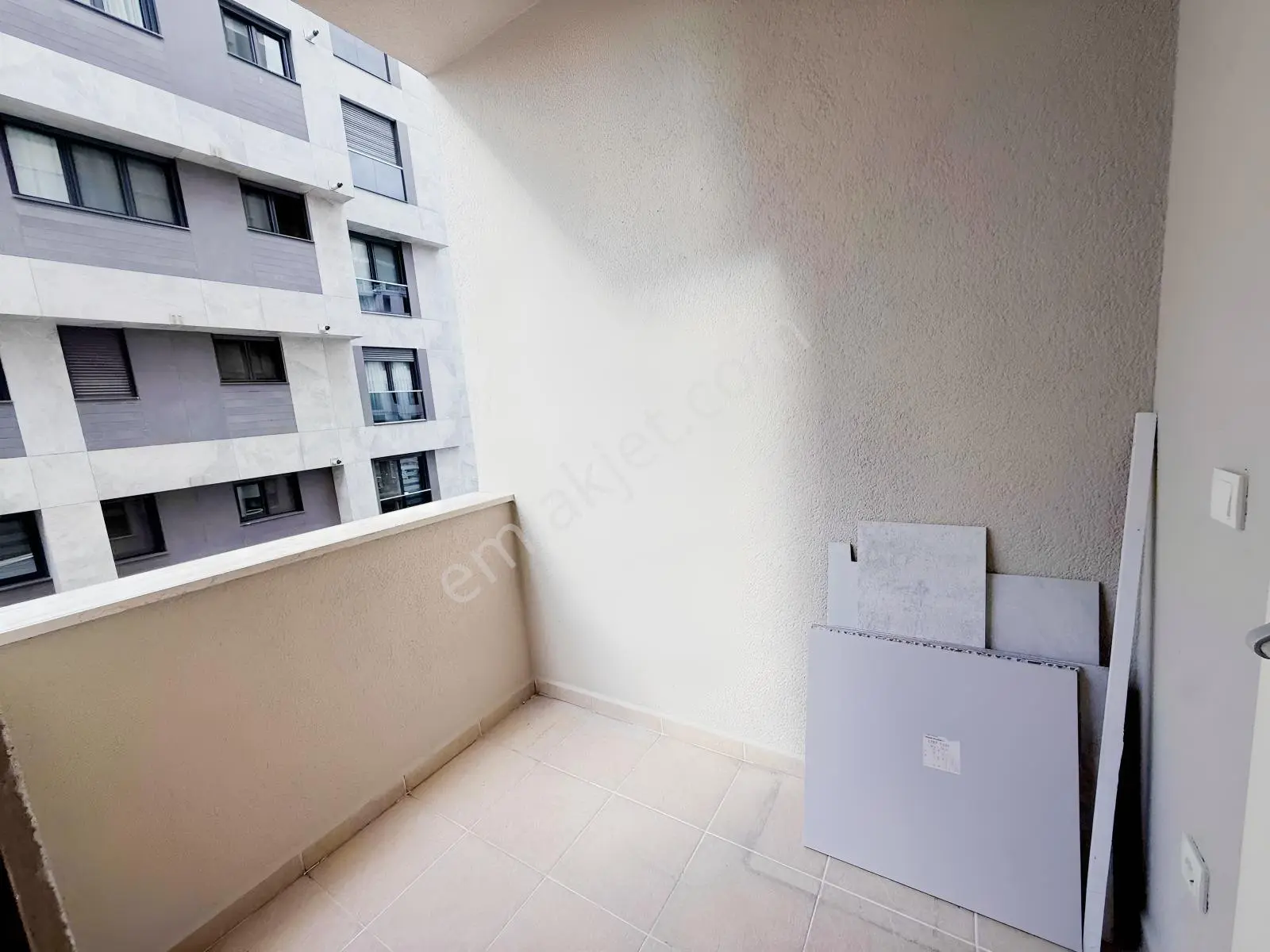 Suadiye'de Satılık 2+1 Boş Daire - 90m² -2 Balkonlu - Otoparklı — fotoğraf 43