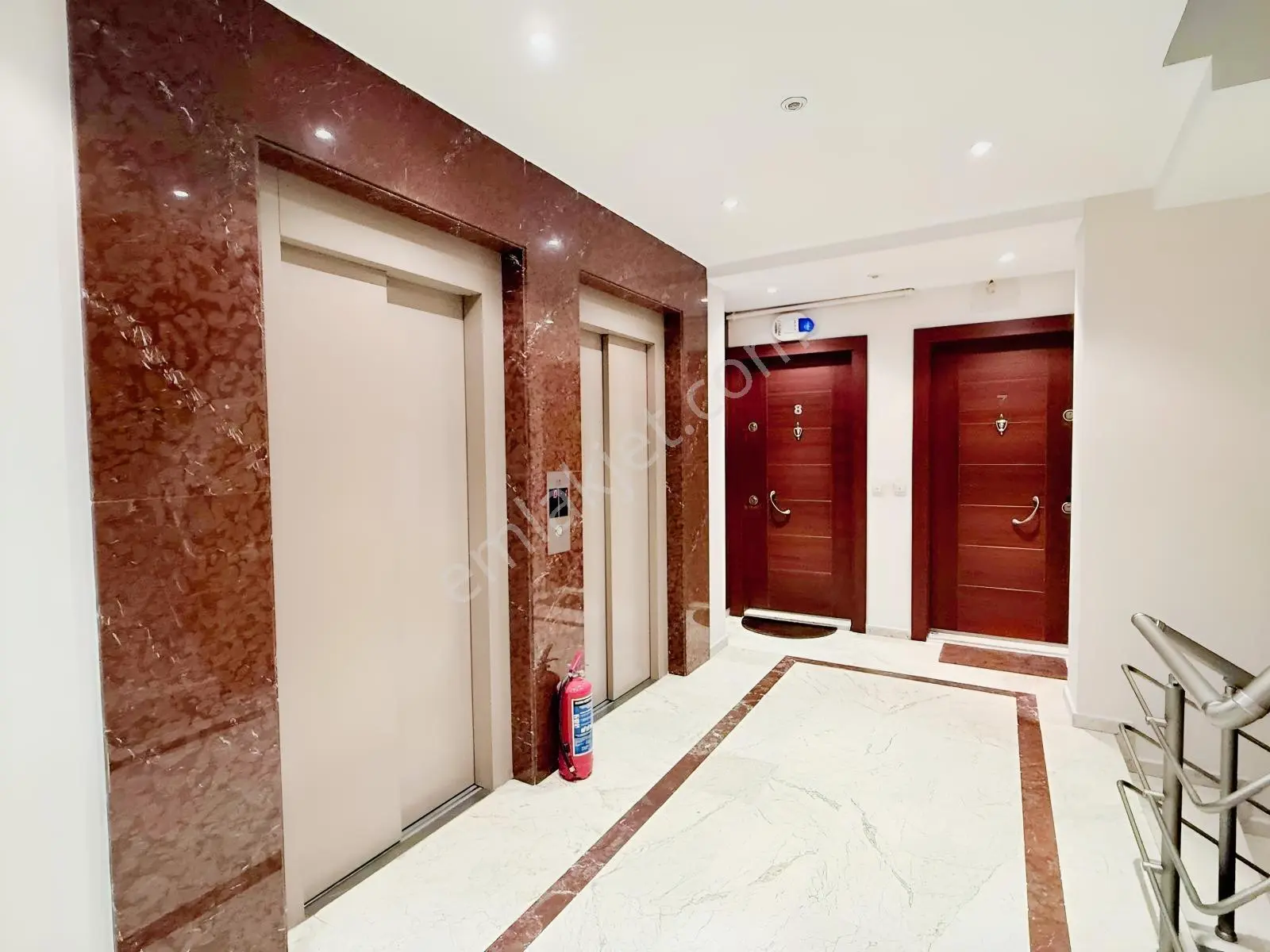 Suadiye'de Satılık 2+1 Boş Daire - 90m² -2 Balkonlu - Otoparklı — fotoğraf 45