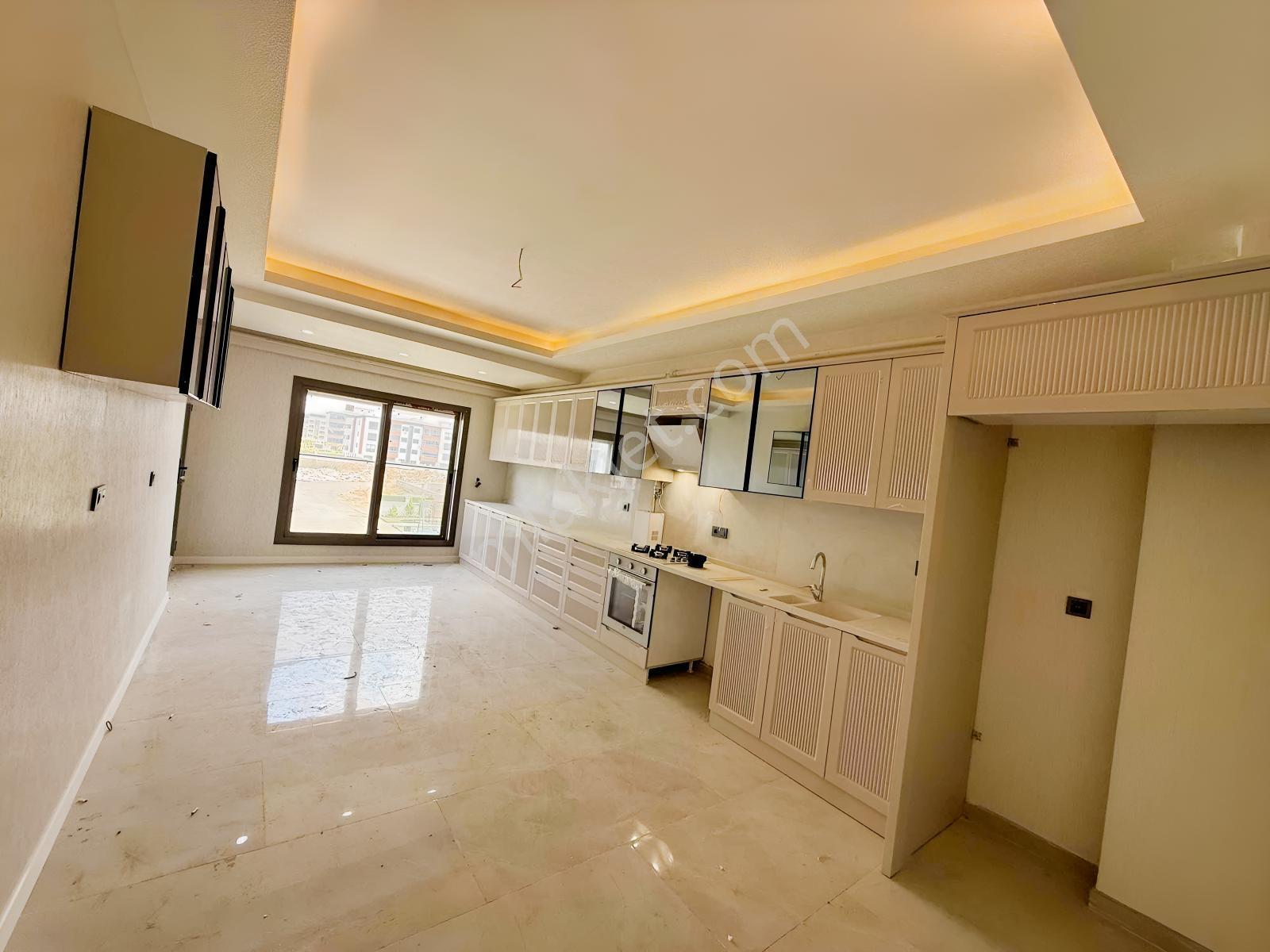 Uygandan Muratbey Mah 3+1 Lüx Havuzlu Site — fotoğraf 3