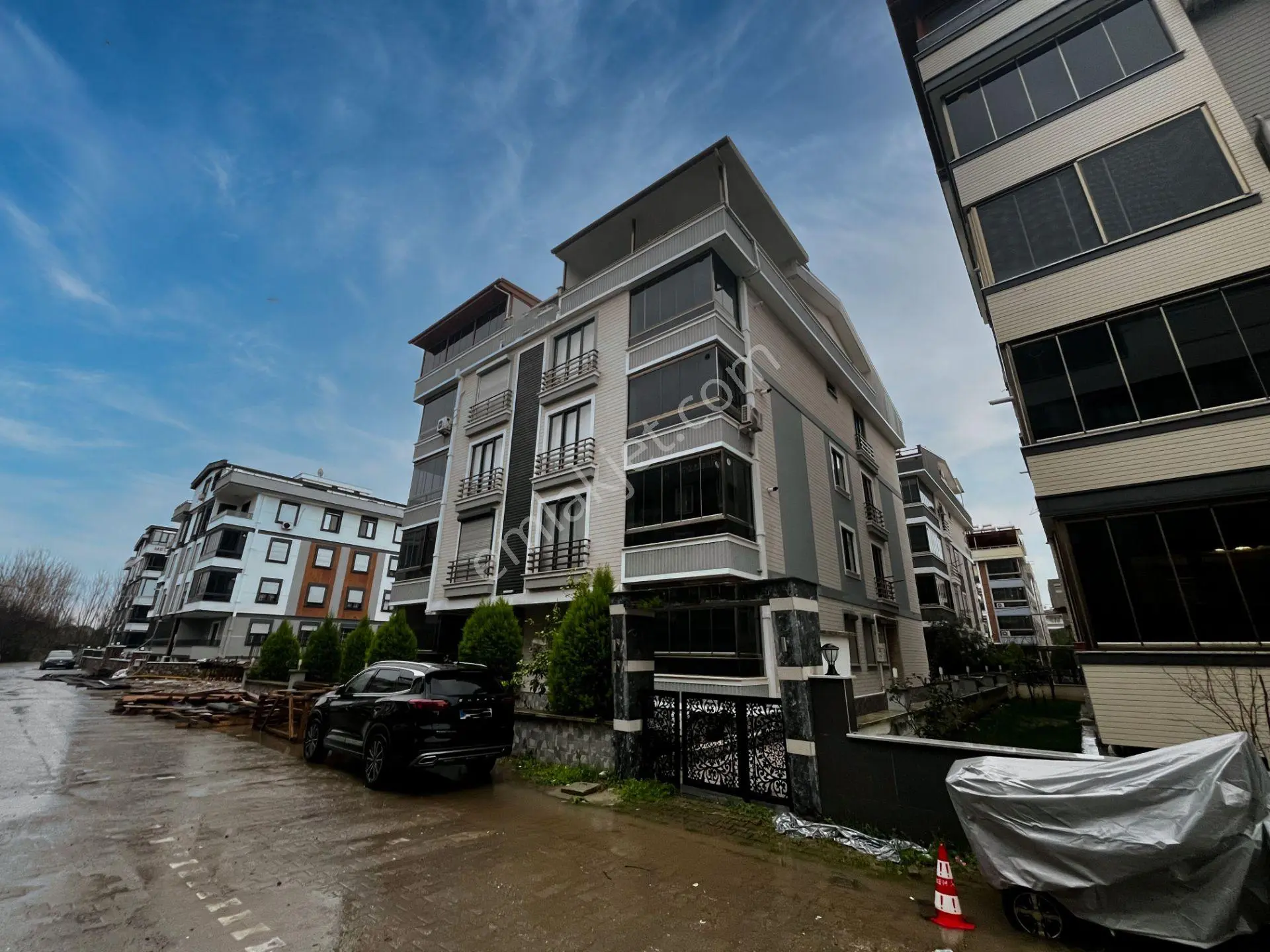 Aktiften Akçay'da Deniz Ve Şehir Hayatı Bir Arada ! Doğalgazlı Geniş Masrafsız 2+1 Daire — fotoğraf 2
