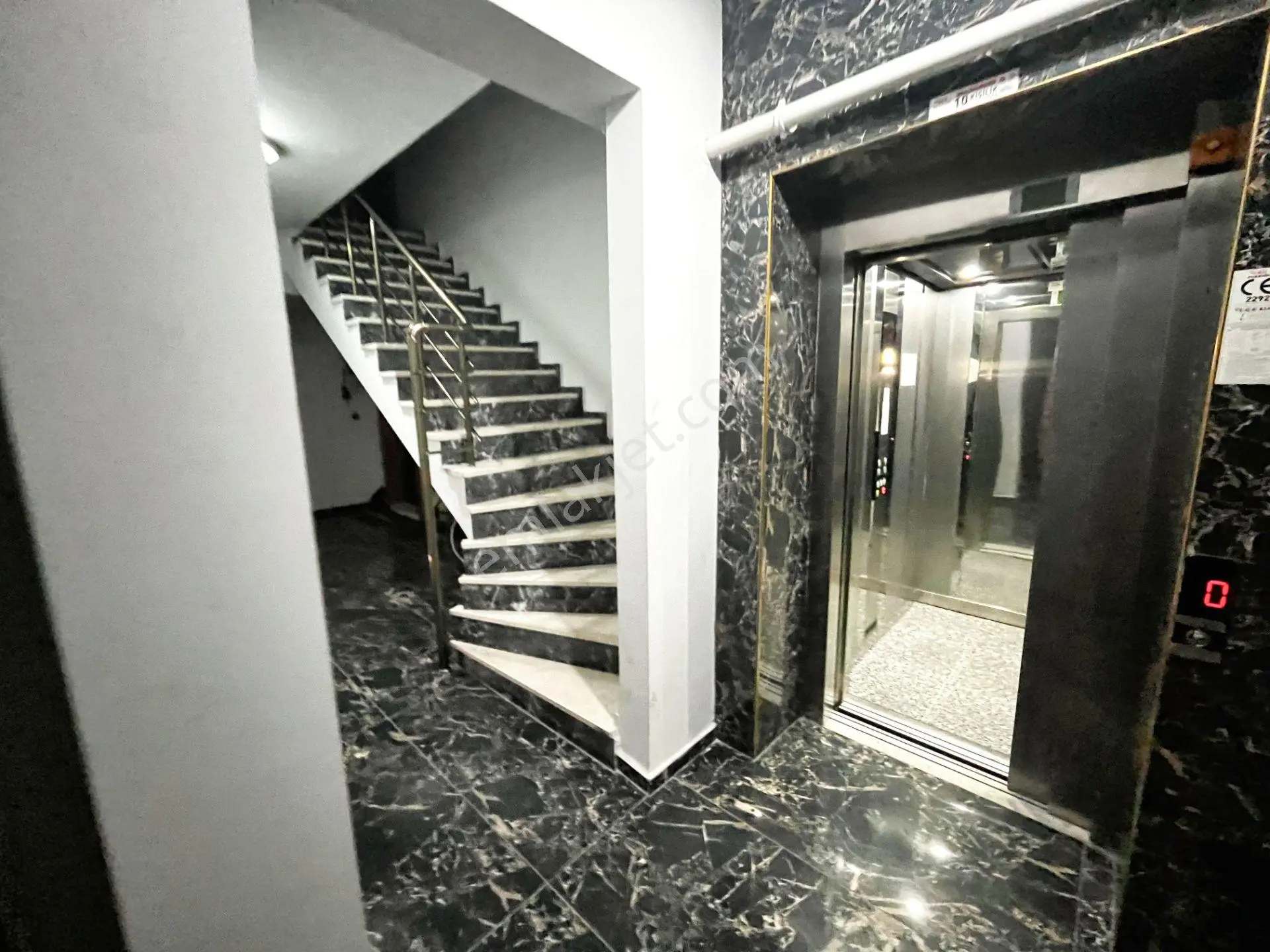 Aktiften Akçay'da Deniz Ve Şehir Hayatı Bir Arada ! Doğalgazlı Geniş Masrafsız 2+1 Daire — fotoğraf 31