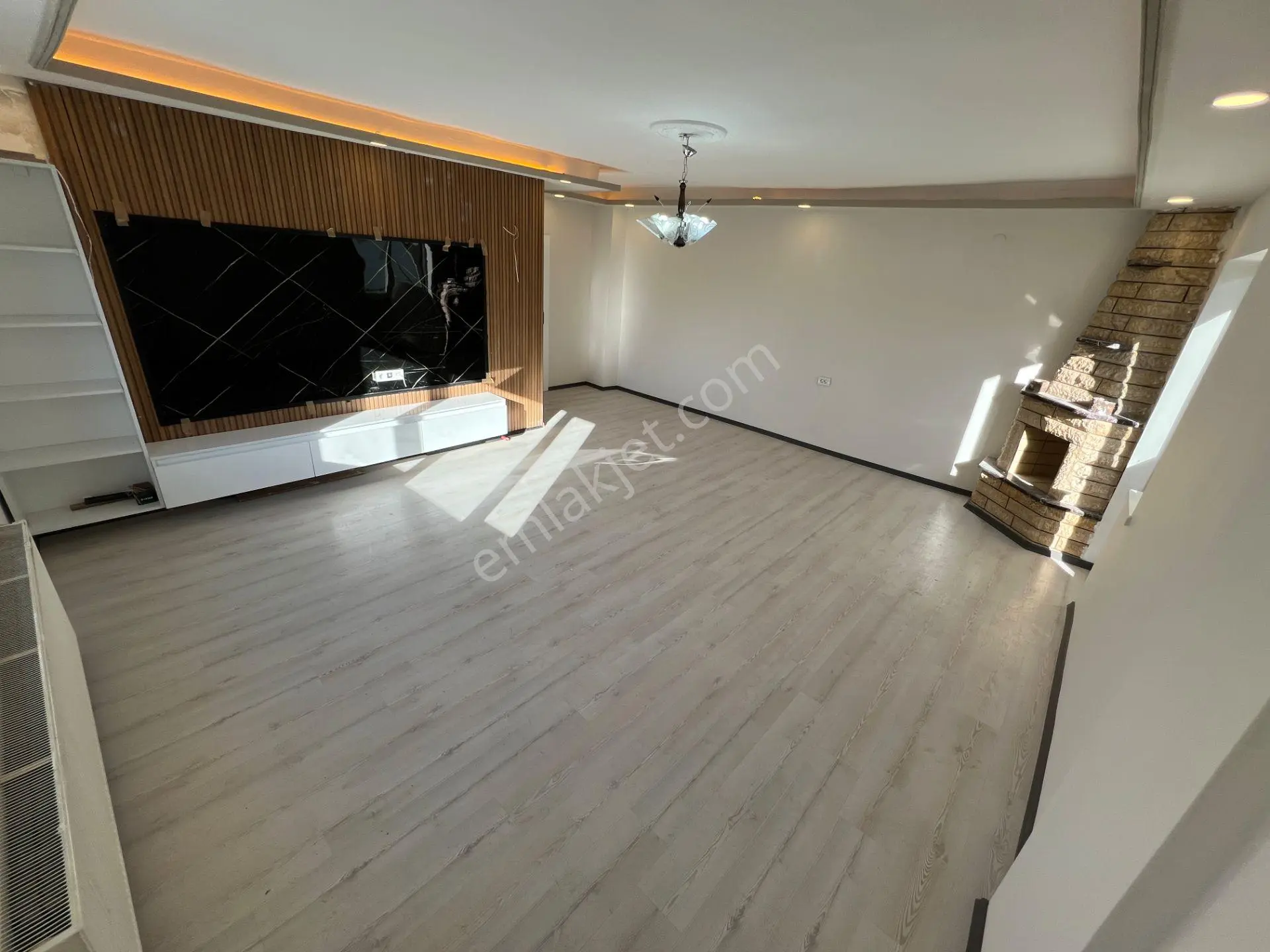 Sincan Plevne Mh 3.arakat Öncephe Salon Bagımsız 125m2daire