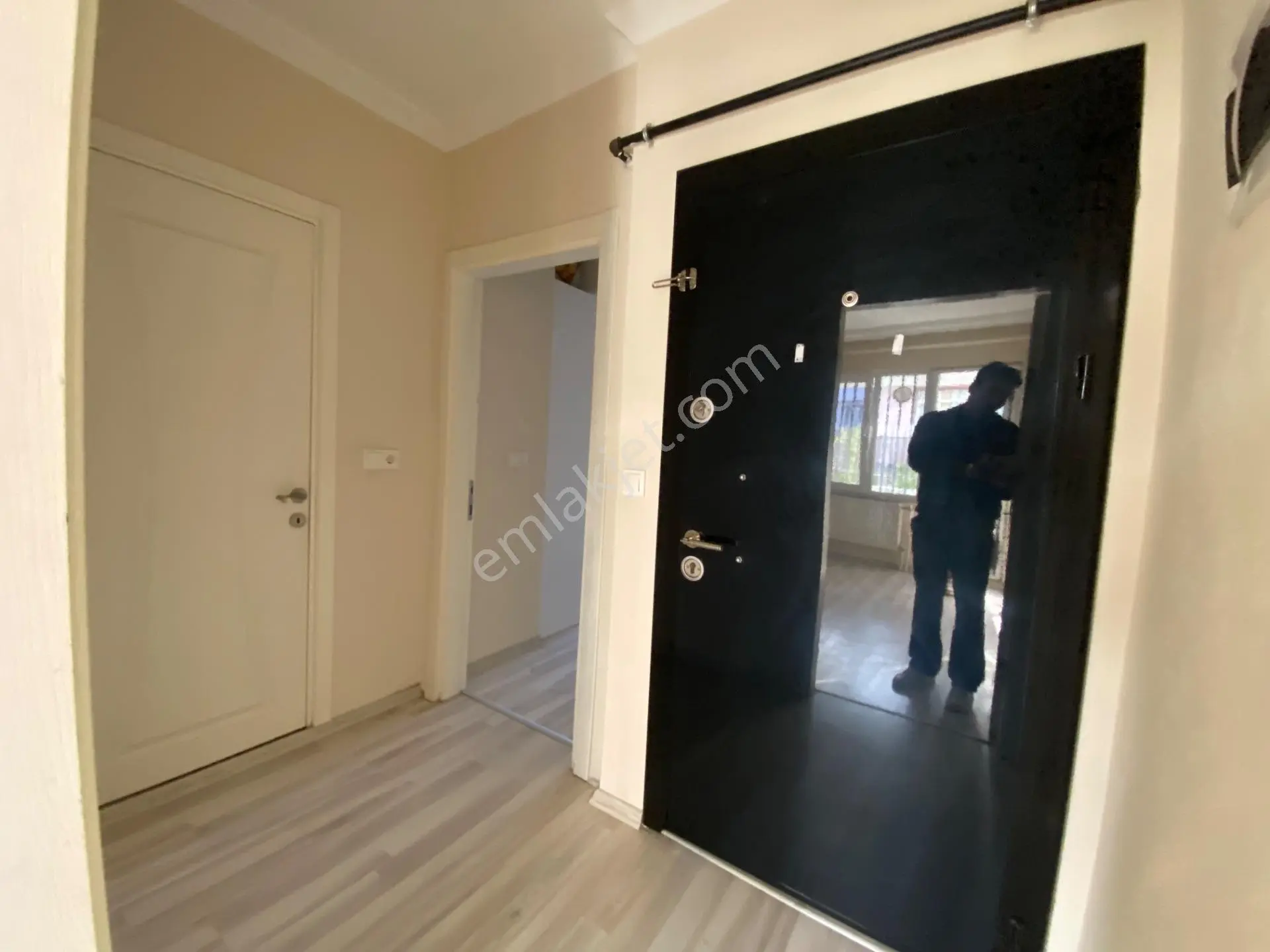 Şirintepe Mahallesinde Satılık Yatırıma Ve Yaşlıya Uygun 1+1 Daire — fotoğraf 6