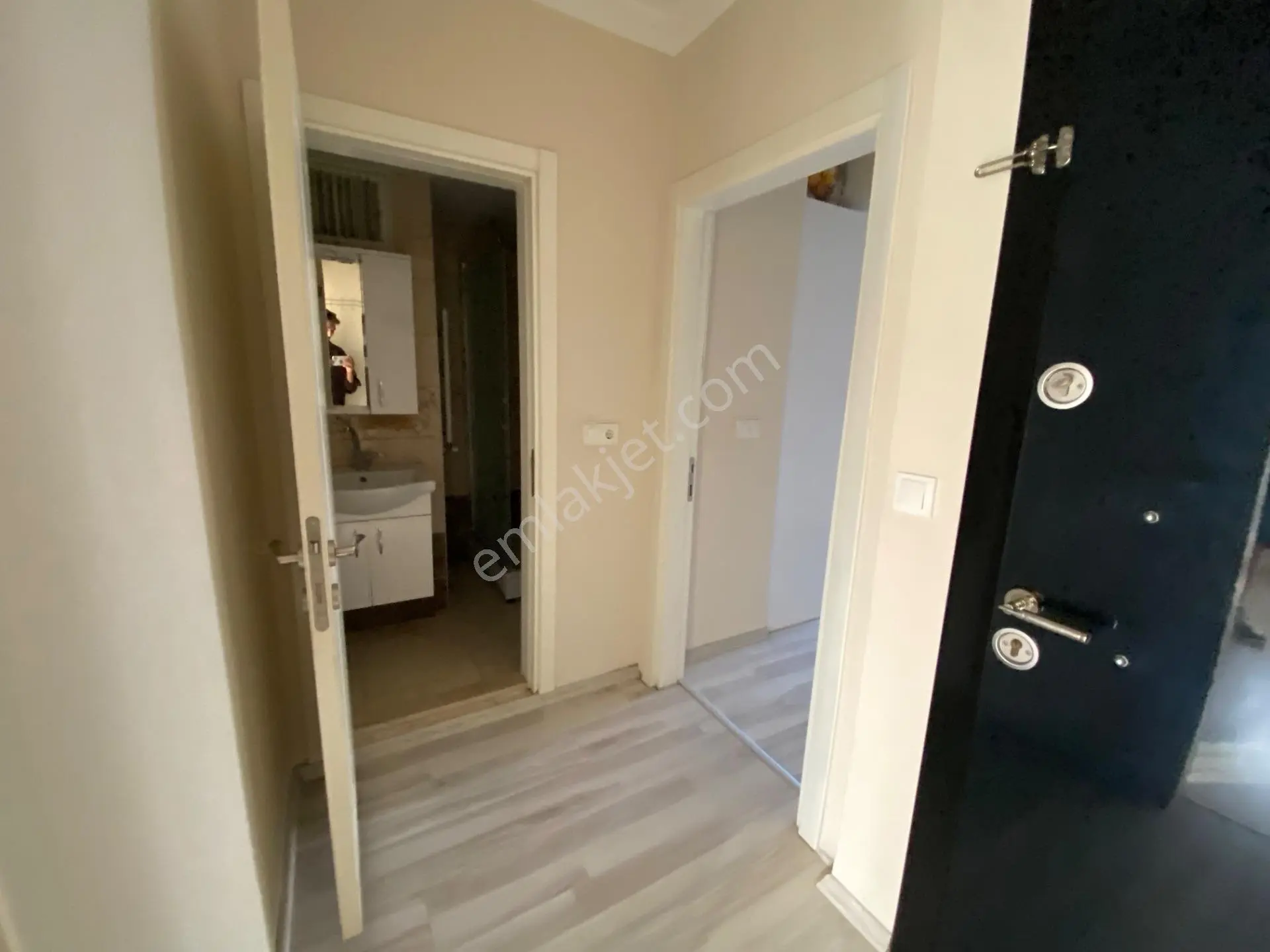 Şirintepe Mahallesinde Satılık Yatırıma Ve Yaşlıya Uygun 1+1 Daire — fotoğraf 10