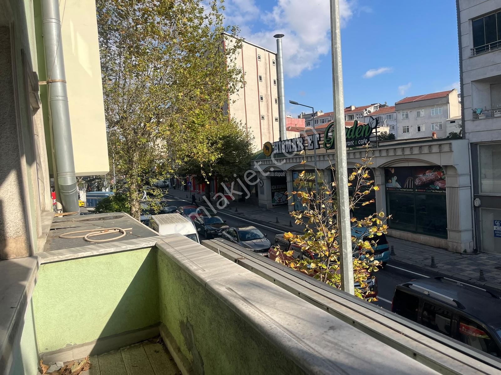 Çorlu Merkezde 3+1 Satılık - İskanlı Daire