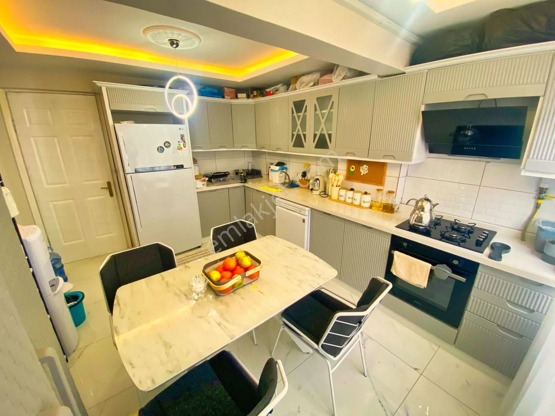 Aktiften Akçay'ın En Prestijli Lokasyonunda Tek Yetkili Olduğumuz Masrafsız Ayrı Mutfak 3+1daire — fotoğraf 8