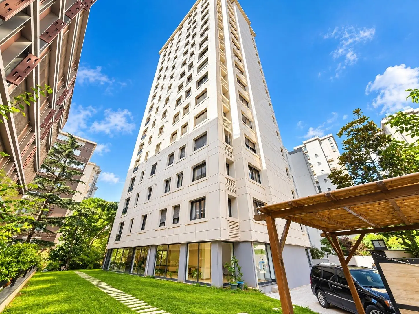 Şaşkınbakkal'da 4+1 Net 155m2 Ebv Banyolu Deniz Manzaralı Boş