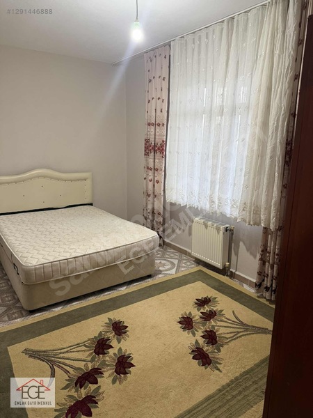 Ege Emlaktan İpsala Merkez Eşyalı Kiralık 3+1 Daire — fotoğraf 3