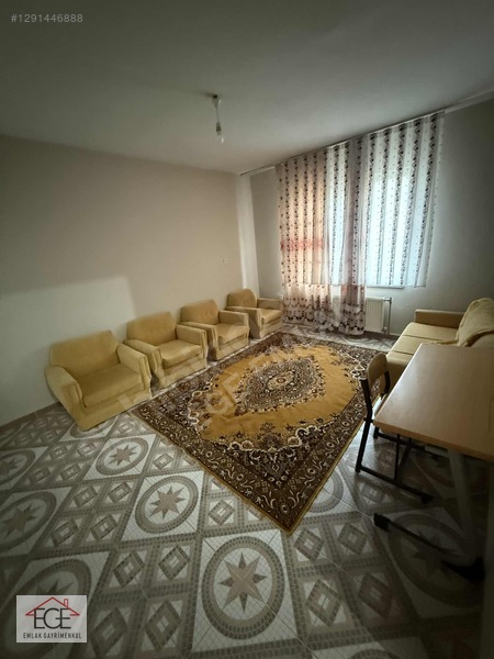 Ege Emlaktan İpsala Merkez Eşyalı Kiralık 3+1 Daire — fotoğraf 6