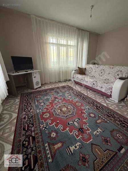 Ege Emlaktan İpsala Merkez Eşyalı Kiralık 3+1 Daire — fotoğraf 11