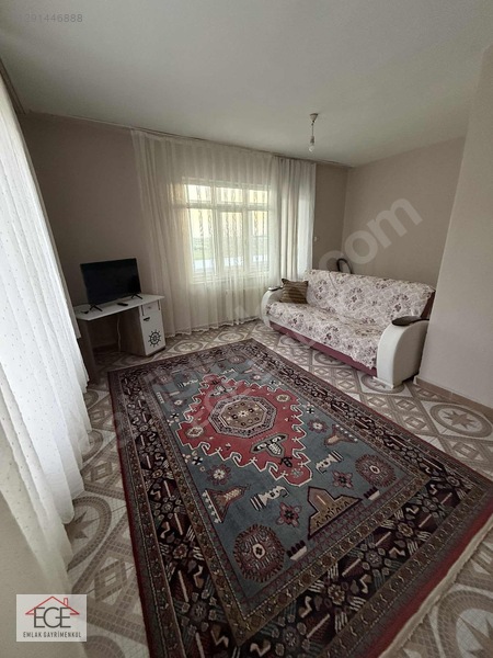 Ege Emlaktan İpsala Merkez Eşyalı Kiralık 3+1 Daire — fotoğraf 12
