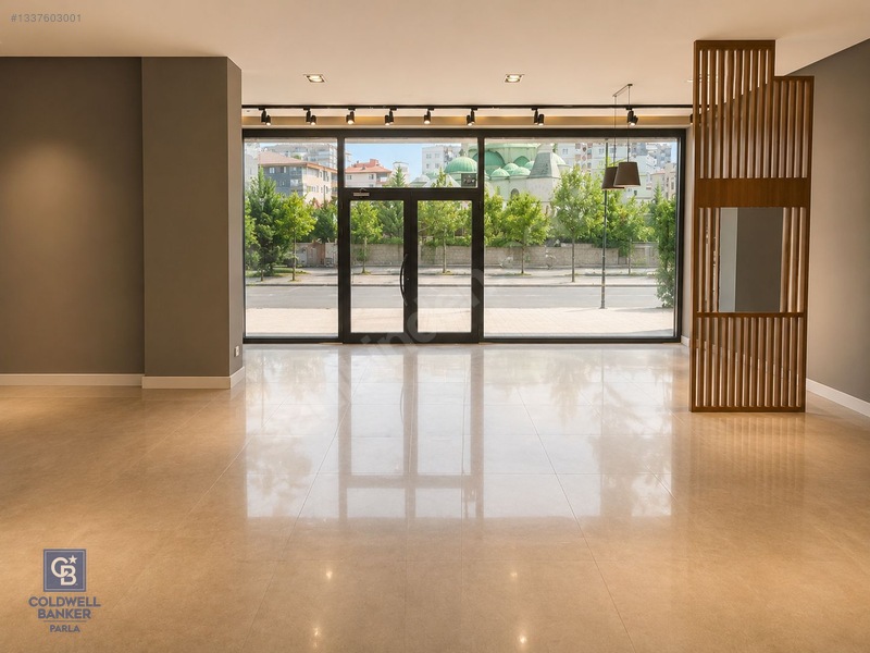 Kurumsal Kiracılı 950 M² Kapalı / 450 M² Otoparklı Satılık — fotoğraf 8