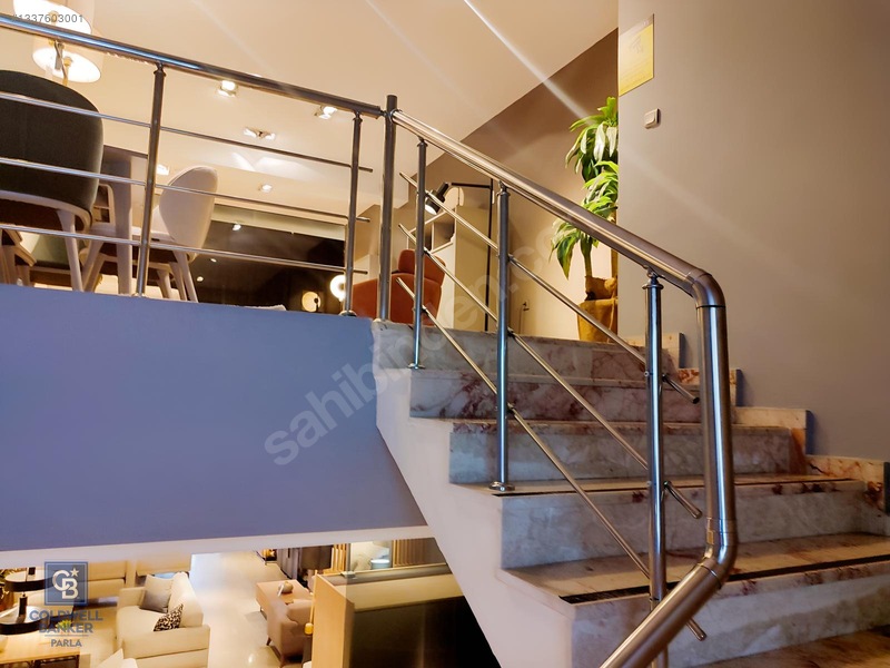 Kurumsal Kiracılı 950 M² Kapalı / 450 M² Otoparklı Satılık — fotoğraf 13
