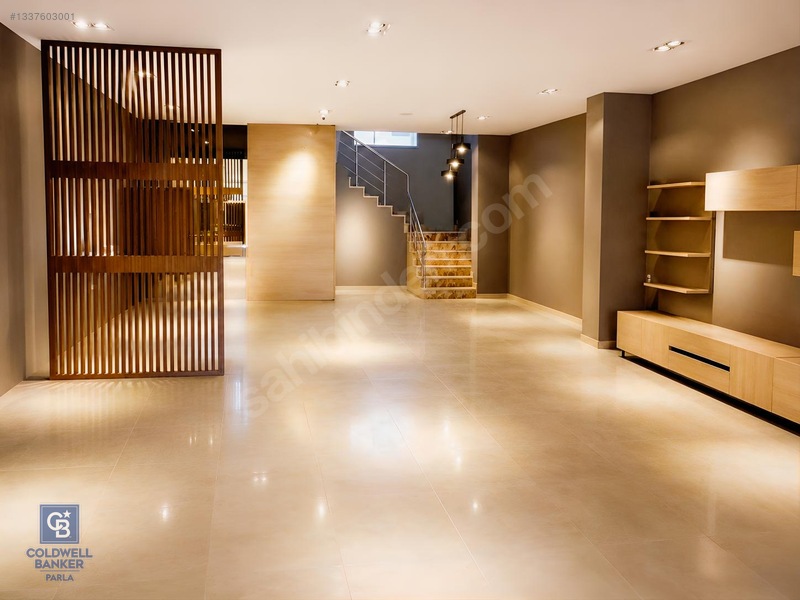 Kurumsal Kiracılı 950 M² Kapalı / 450 M² Otoparklı Satılık — fotoğraf 14