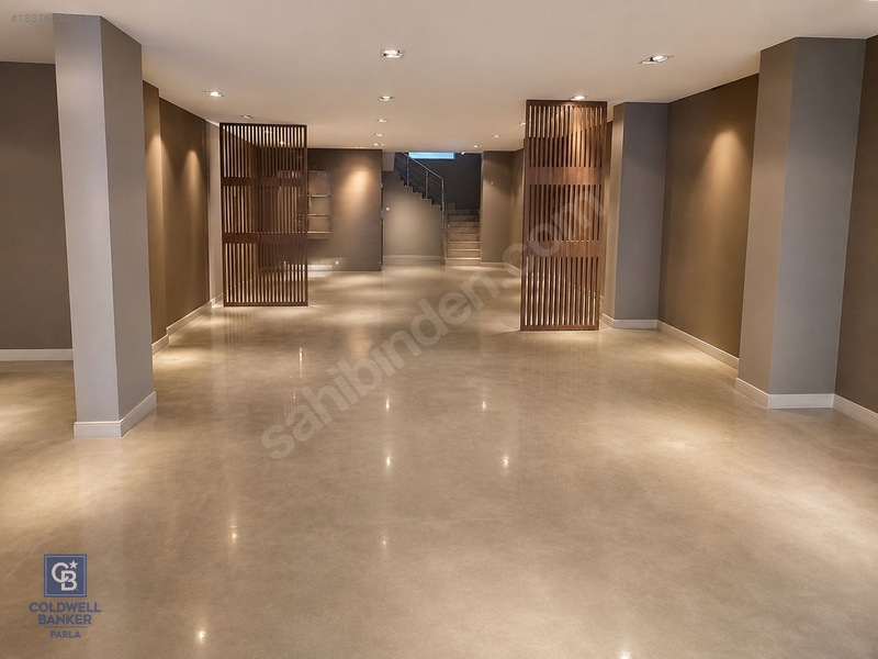 Kurumsal Kiracılı 950 M² Kapalı / 450 M² Otoparklı Satılık — fotoğraf 15