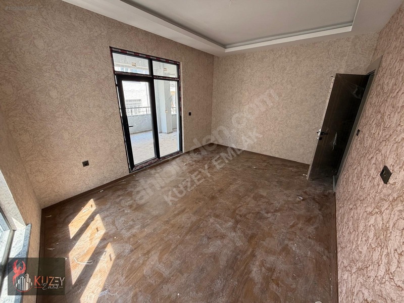 Kuzey'den Merkezde Kiralık Sıfır 2,5+1 Kat Bahçe Balkon Daire... — fotoğraf 5