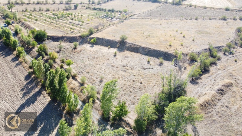 Oskar Emlak'tan Oğlaktepe Köyü'ünde 2308 M² Satılık Sulu Tarla — fotoğraf 4
