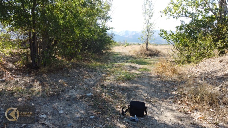 Oskar Emlak'tan Oğlaktepe Köyü'ünde 2308 M² Satılık Sulu Tarla — fotoğraf 8