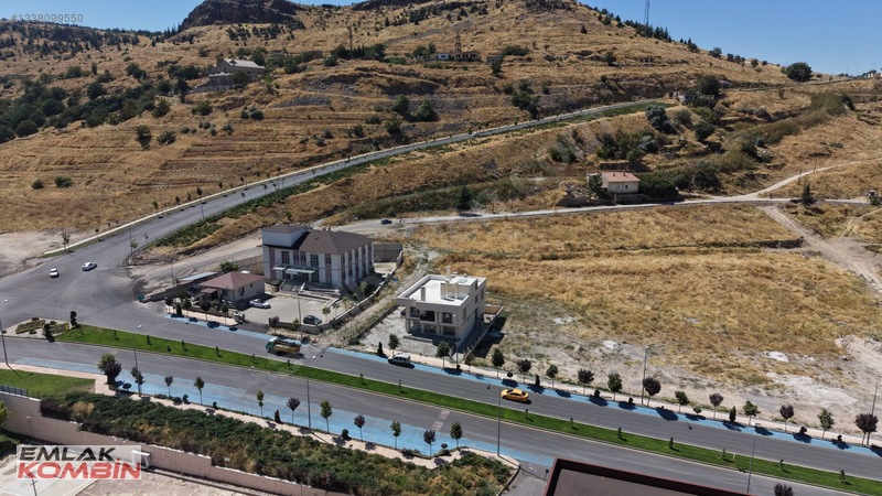 *emlak Kombin*nevşehir/raşitbey Mah.42 M2 Kiralık Lüks Dükkan — fotoğraf 12