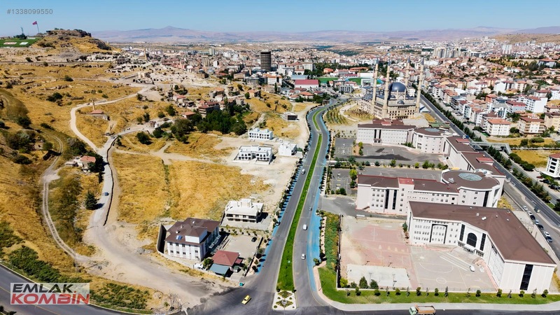 *emlak Kombin*nevşehir/raşitbey Mah.42 M2 Kiralık Lüks Dükkan — fotoğraf 16