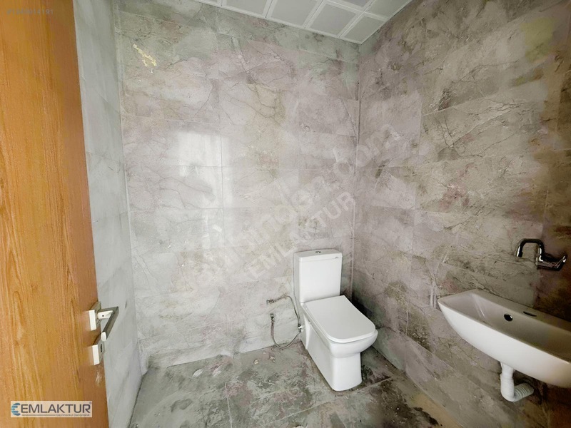 Toki Taşoluk'ta Ana Arterde 40 M² Kiralık Ticari Alan — fotoğraf 6
