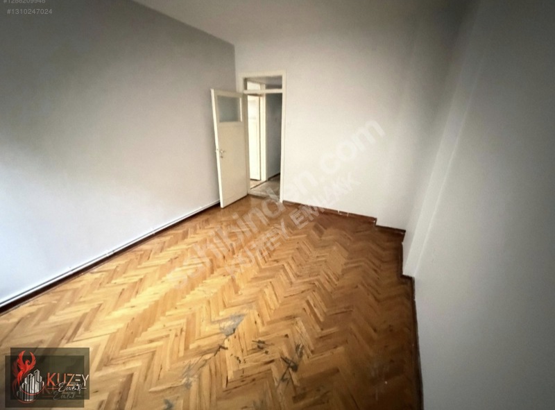 Kuzey'den Merkezde Satılık Temiz 3+1 Daire...... — fotoğraf 20