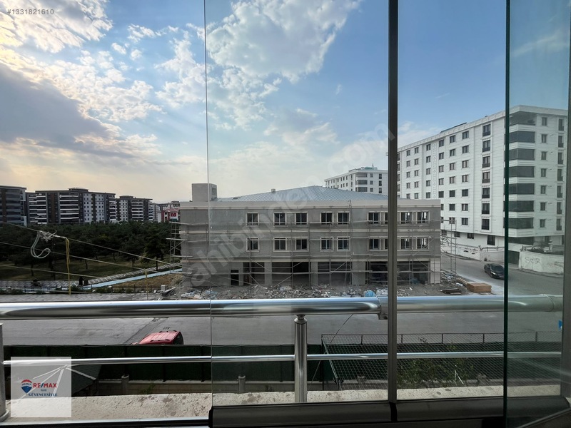 Remax İlke Kombina'da 4+1 Satılık Daire — fotoğraf 4