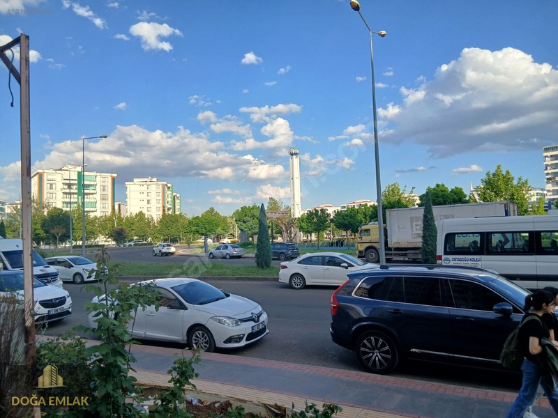 Doğa Emlaktan Millet Bahçesi Karşısı Cadde Üzeri Satılık Dükkan — fotoğraf 10