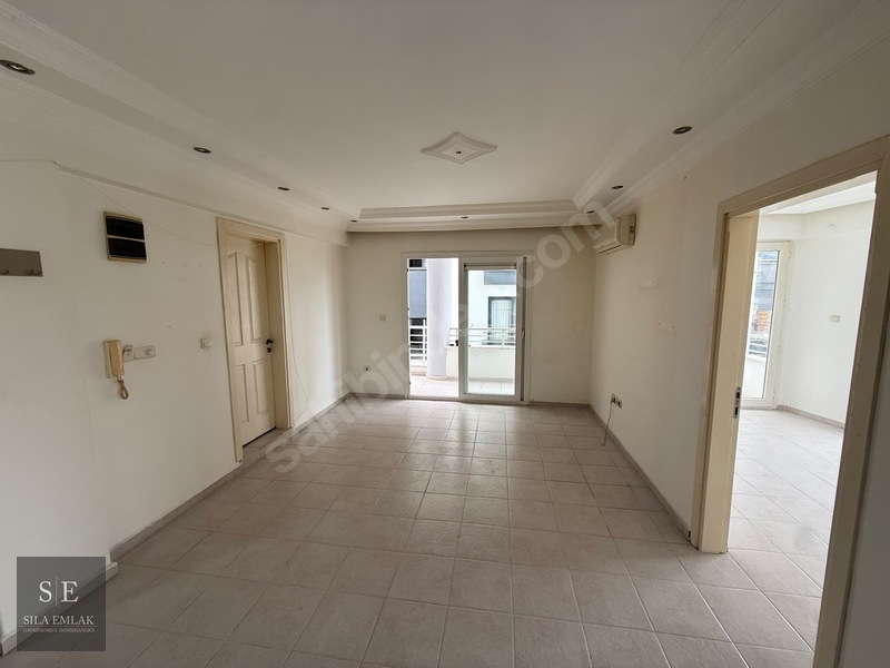 Deniz Manzaralı Havuzlu Sitede 2+1 Eşyasız Kiralık Daire — fotoğraf 14