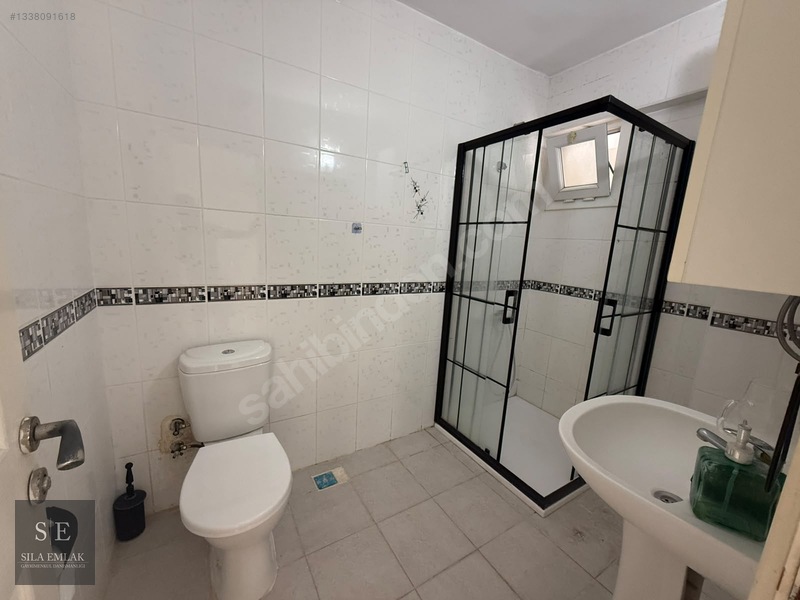 Deniz Manzaralı Havuzlu Sitede 2+1 Eşyasız Kiralık Daire — fotoğraf 15