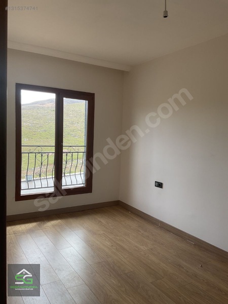 Yemişlik 2.etap Galericiler Sit. Üstü Satılık 3+1 Toki Dairesi — fotoğraf 5