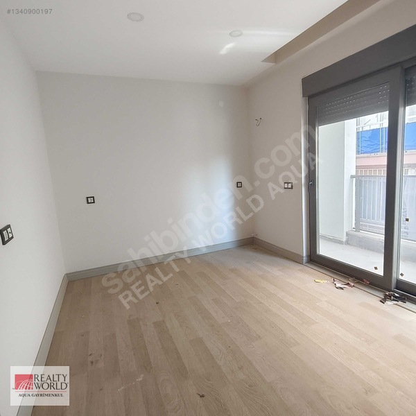 Şehir Merkezinde Havuzlu Kapalı Otoparklı Satılık 2+1 Daire — fotoğraf 19