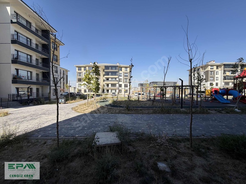 Epa'dan 5.bölge 2.etap Oturuma Hazır 2+1 Kiralık Sıfır Daire — fotoğraf 4