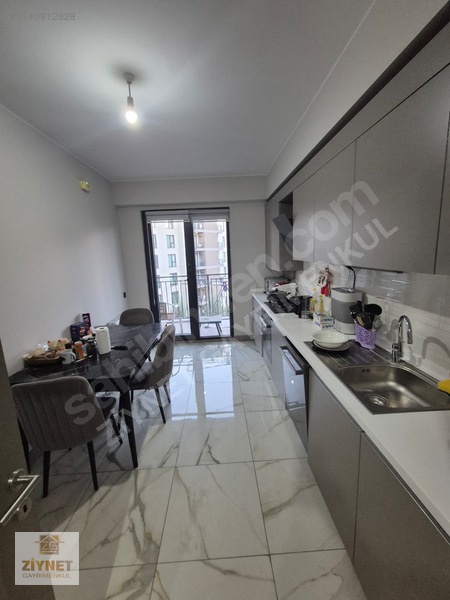 Meydan Zeytinburnu'nda 2 Aya Teslim Satılık 2+1 Geniş Tip Daire — fotoğraf 10