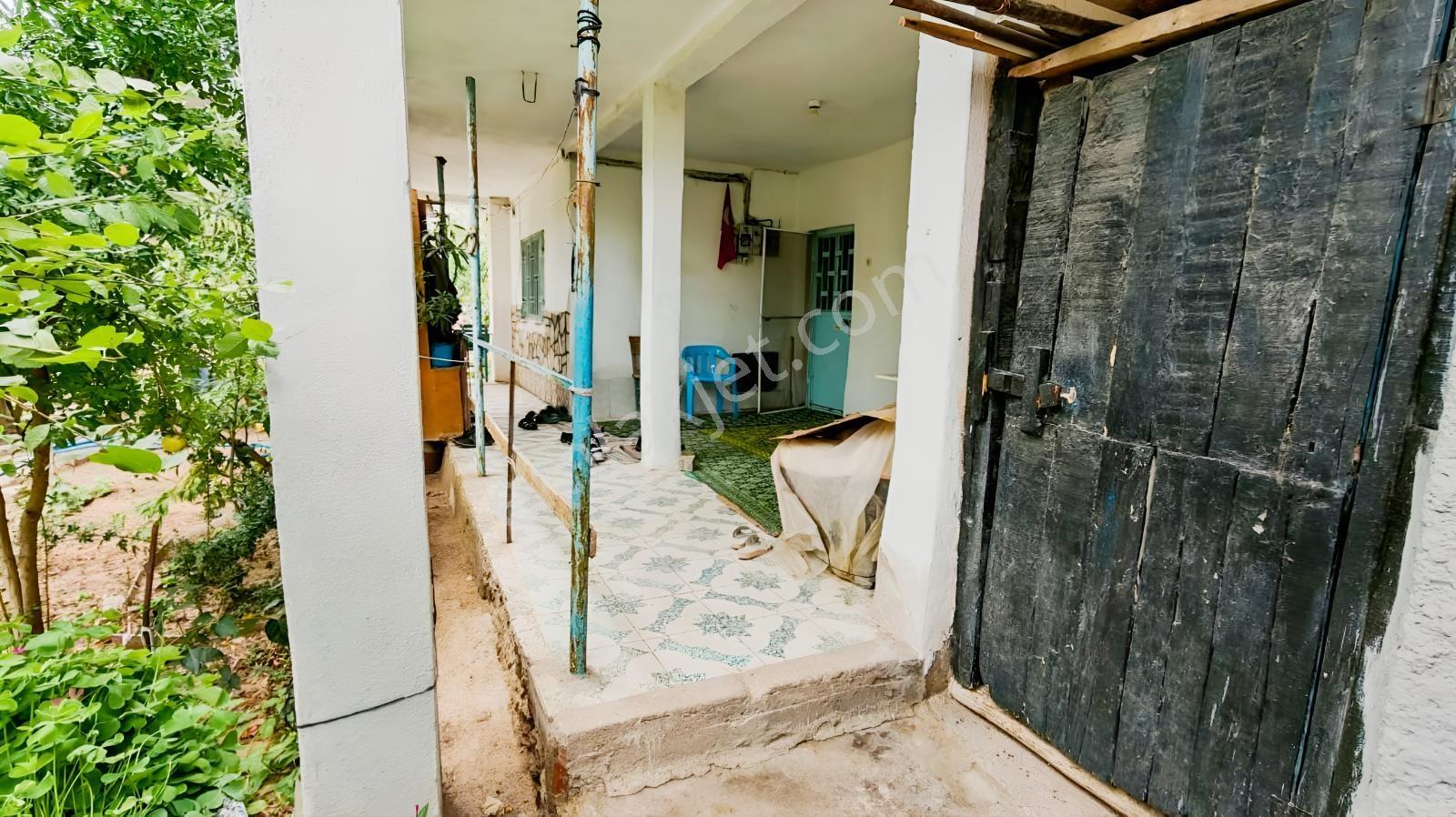 Eşmede 575 M² Arsa İçinde 120 M² Satılık 2 Katlı Müstakil Ev — fotoğraf 6