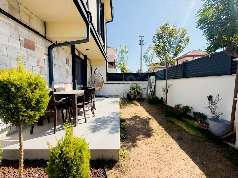 Tam Müstakilbahçeli Havuzlu Y Isıtmalı Ultra Lüks 4+1 Villa!! — fotoğraf 6