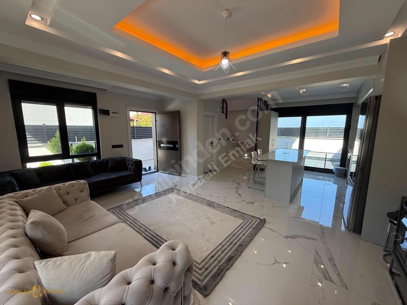 Tam Müstakilbahçeli Havuzlu Y Isıtmalı Ultra Lüks 4+1 Villa!! — fotoğraf 14