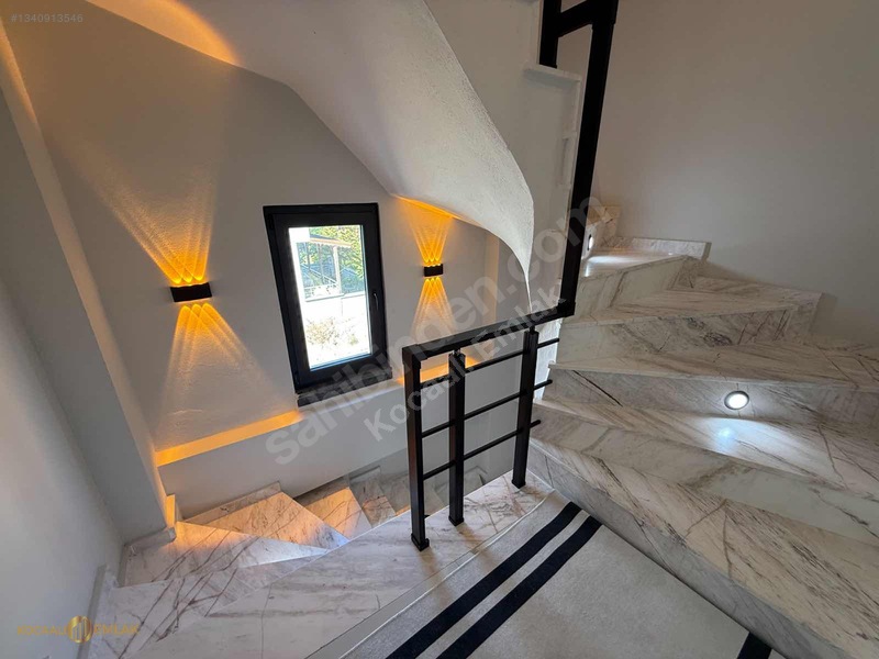 Tam Müstakilbahçeli Havuzlu Y Isıtmalı Ultra Lüks 4+1 Villa!! — fotoğraf 22