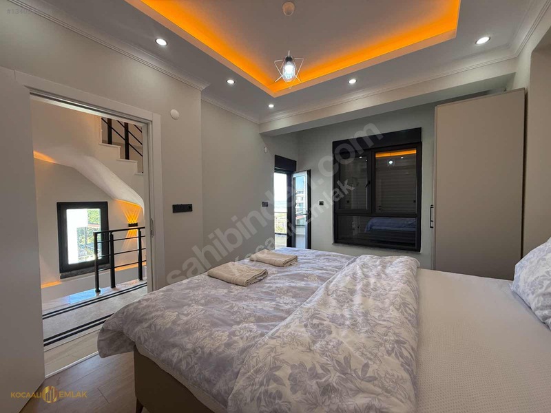 Tam Müstakilbahçeli Havuzlu Y Isıtmalı Ultra Lüks 4+1 Villa!! — fotoğraf 24