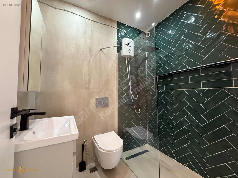 Tam Müstakilbahçeli Havuzlu Y Isıtmalı Ultra Lüks 4+1 Villa!! — fotoğraf 33