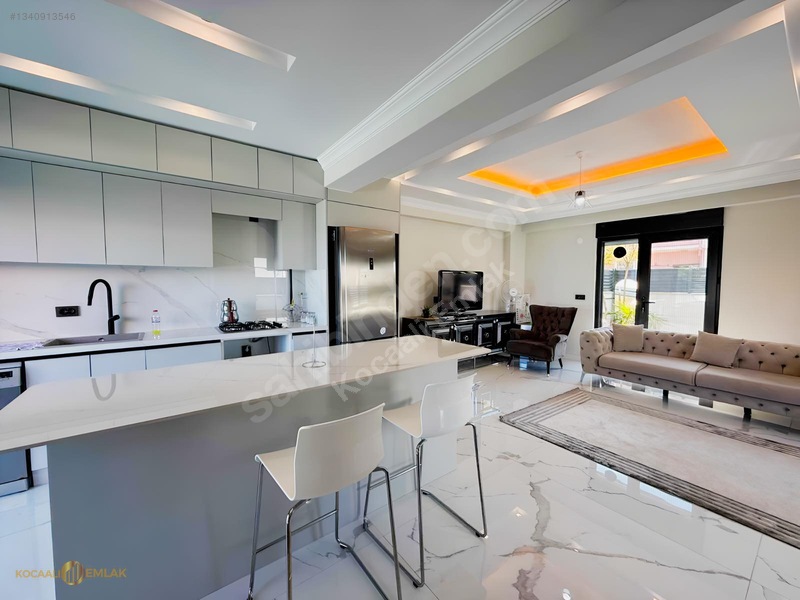 Tam Müstakilbahçeli Havuzlu Y Isıtmalı Ultra Lüks 4+1 Villa!! — fotoğraf 39