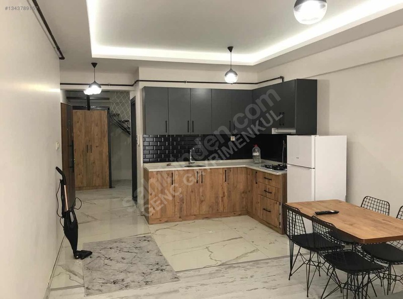 Genç Gayrimenkulden Karataş Kampüsü Karşısı Dublex Daire — fotoğraf 2