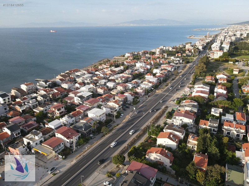 Urla'da Çamlıçay Denize Yakın İçinde Evi De Olan Arsa Satılık — fotoğraf 4