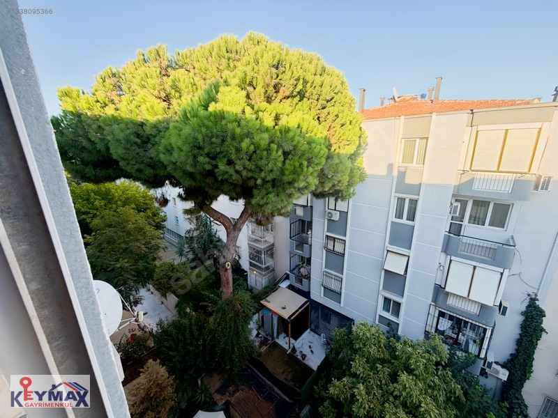 Karşıyaka Bostanlıda Merkezi Konumlu Kiralık 3+1 Klasik Daire — fotoğraf 19