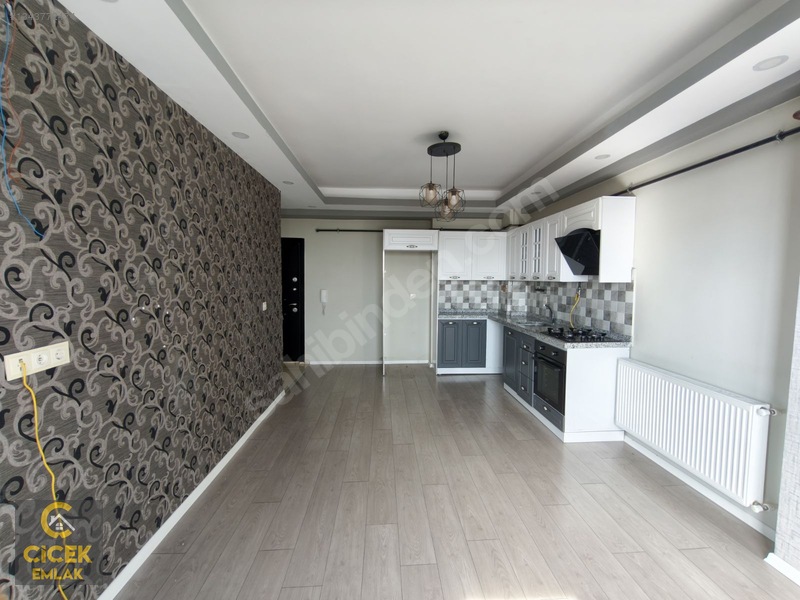 Çiçek Emlak Tan Kiralık 2+1(amerikan Mutfak) — fotoğraf 24