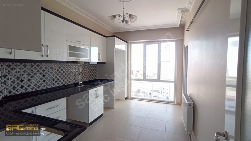 Üngüt Jandarma Civarı Satılık 3+1 Daire — fotoğraf 3