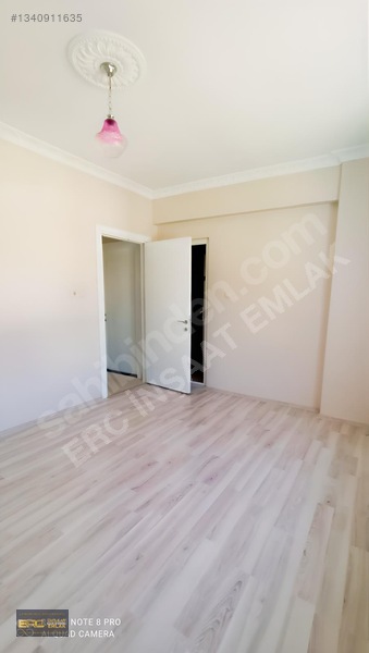Üngüt Jandarma Civarı Satılık 3+1 Daire — fotoğraf 16